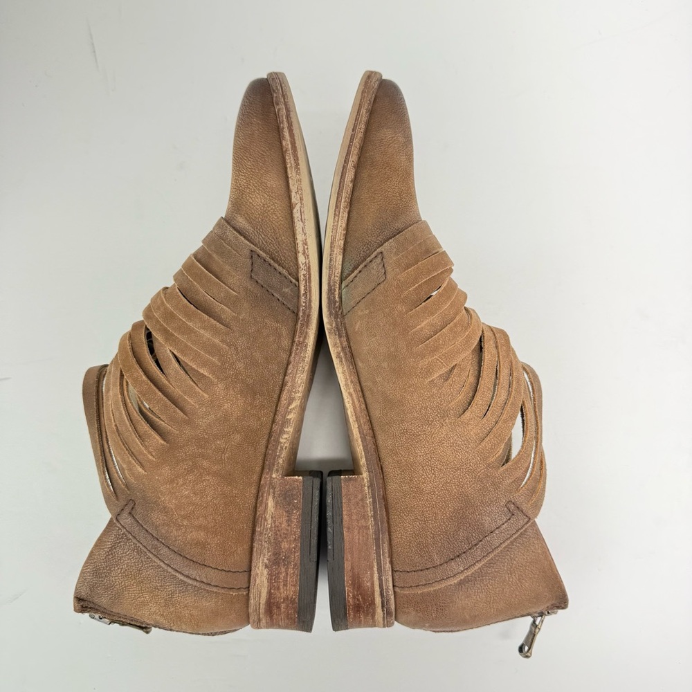 Free People size 37/7 Women’s Lost Valley Tan Leather Strappy Ankle Boots - Picture 6 of 11